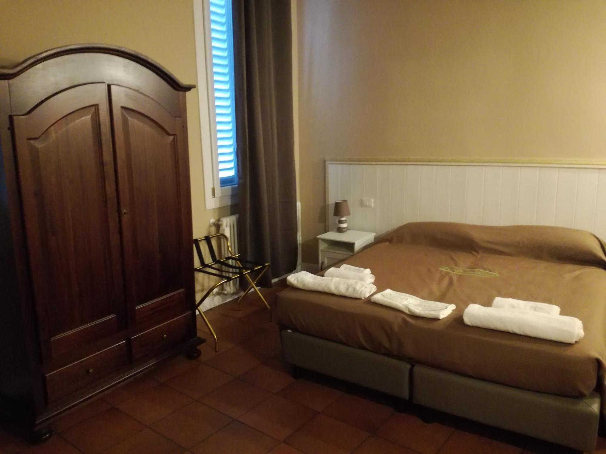 Palace Piazza San Domenico Rooms De Luxe- Bedinbolognacentro Εξωτερικό φωτογραφία